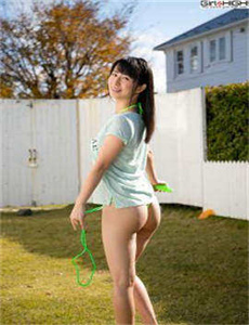 大胸校花莹莹被老头糟蹋